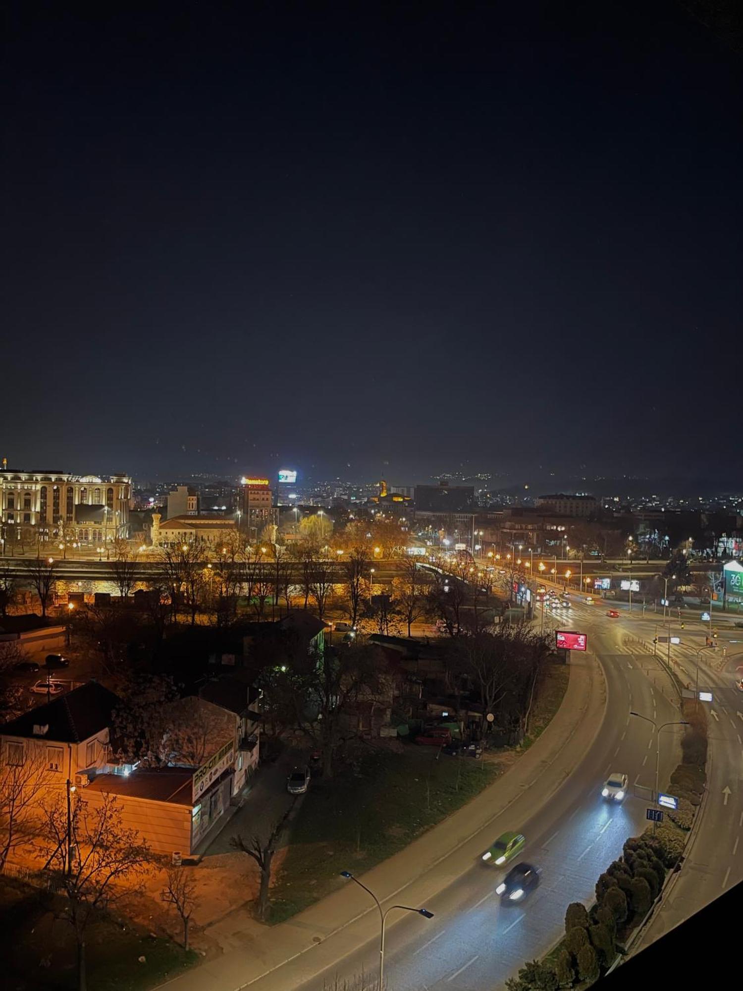 Skopje City View Bagian luar foto
